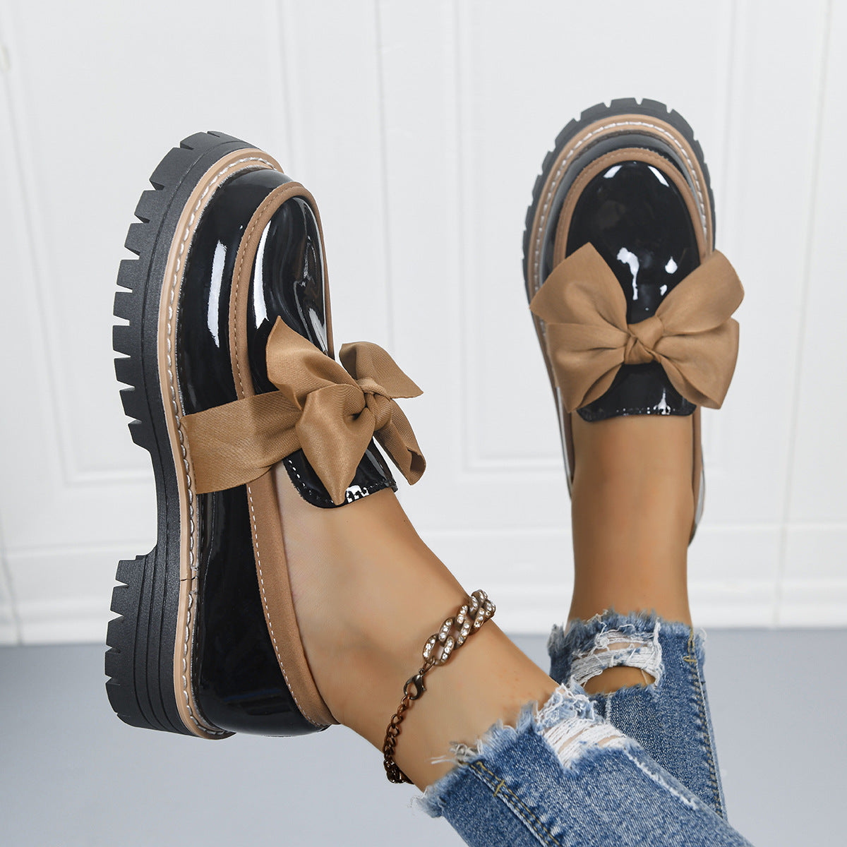 Bowknot Thick-Soled Retro Style Women's Shoes for Casual Wear