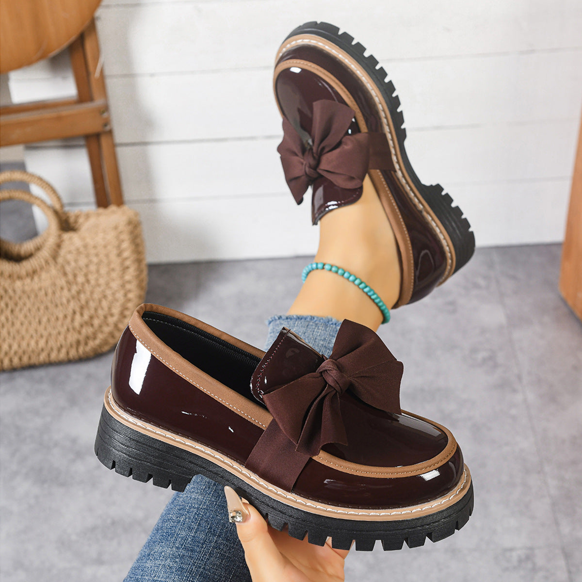 Bowknot Thick-Soled Retro Style Women's Shoes for Casual Wear